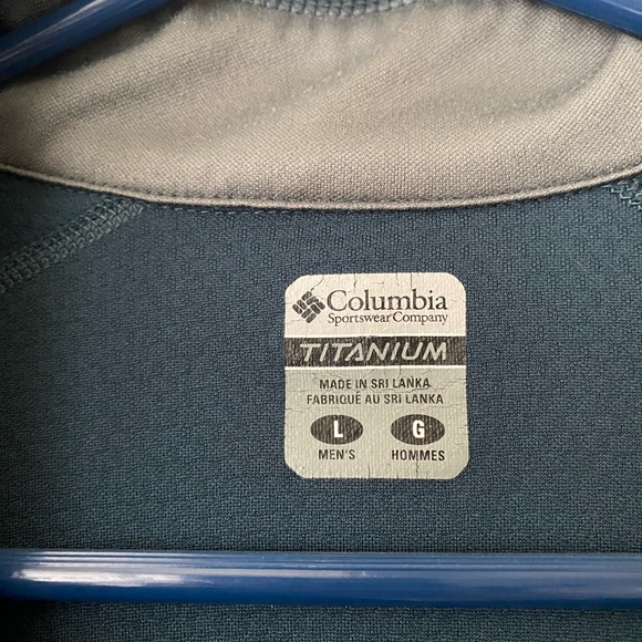 Columbia Titanium. Three-quarter zip up jacket. Men’s size large. - Picture 12 of 12
